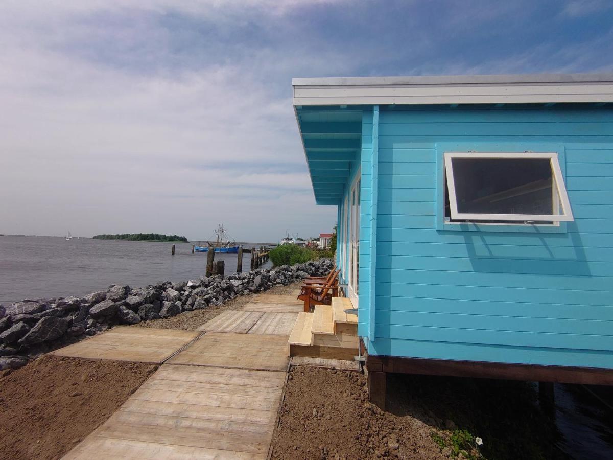 Waterhuisjes Op De Pier Van Lauwersmeerplezier! Lauwersoog Extérieur photo